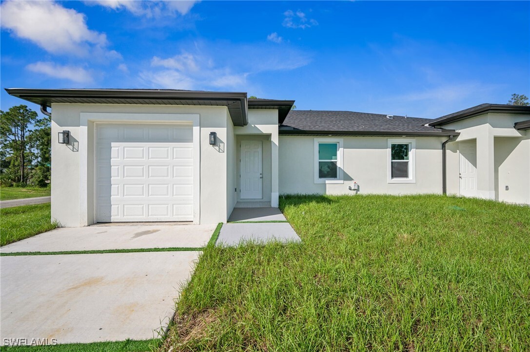 Property Photo: 4703 28th Street SW FL 33973