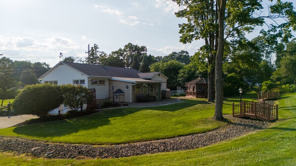 Property Photo: 1112 Pennsylvania Avenue PA 18840