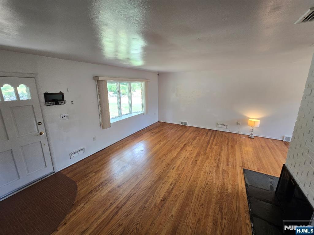 Property Photo:  131 Busteed Drive  NJ 07432 