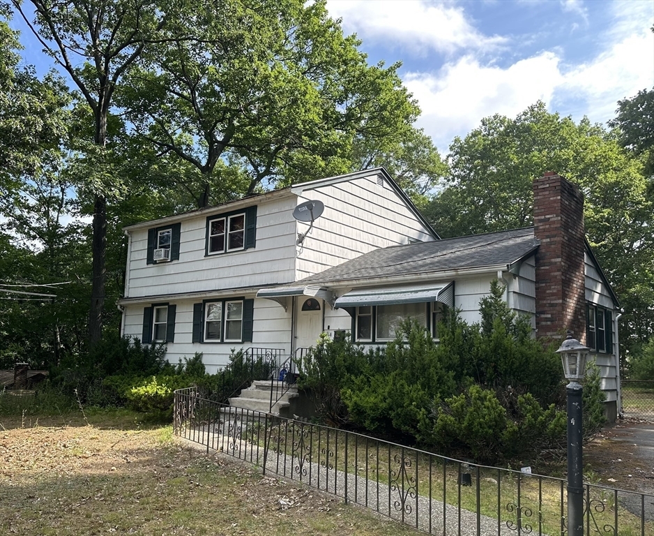 Property Photo:  114 Lake St  MA 01960 