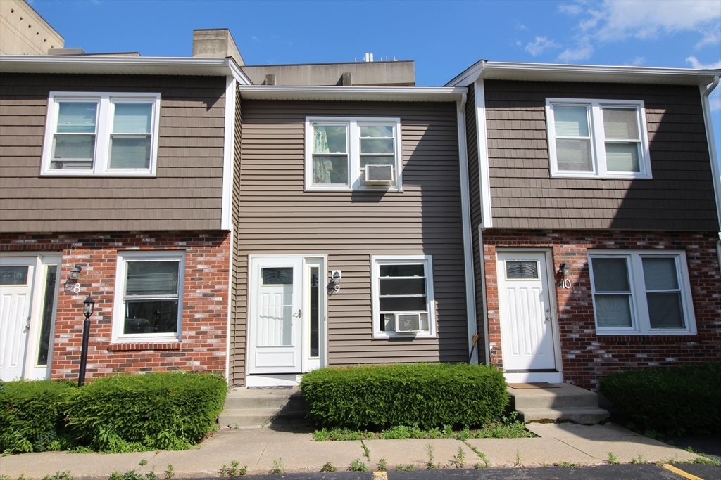 Property Photo:  85 Gershom 9  MA 01854 