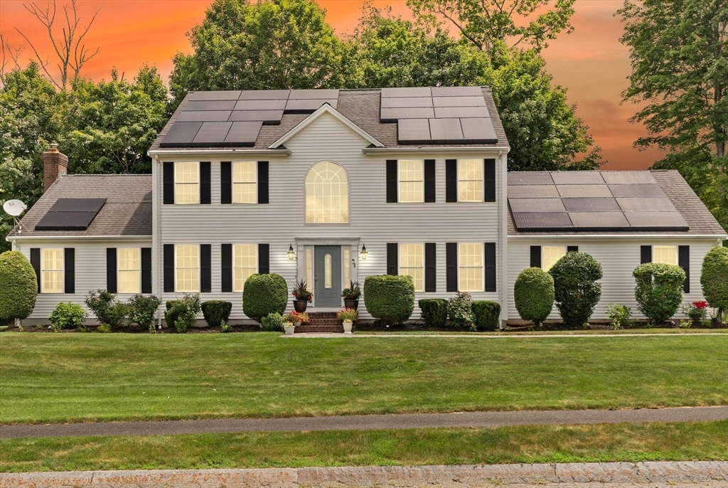 1 Dogwood Ln  Milford MA 01757 photo