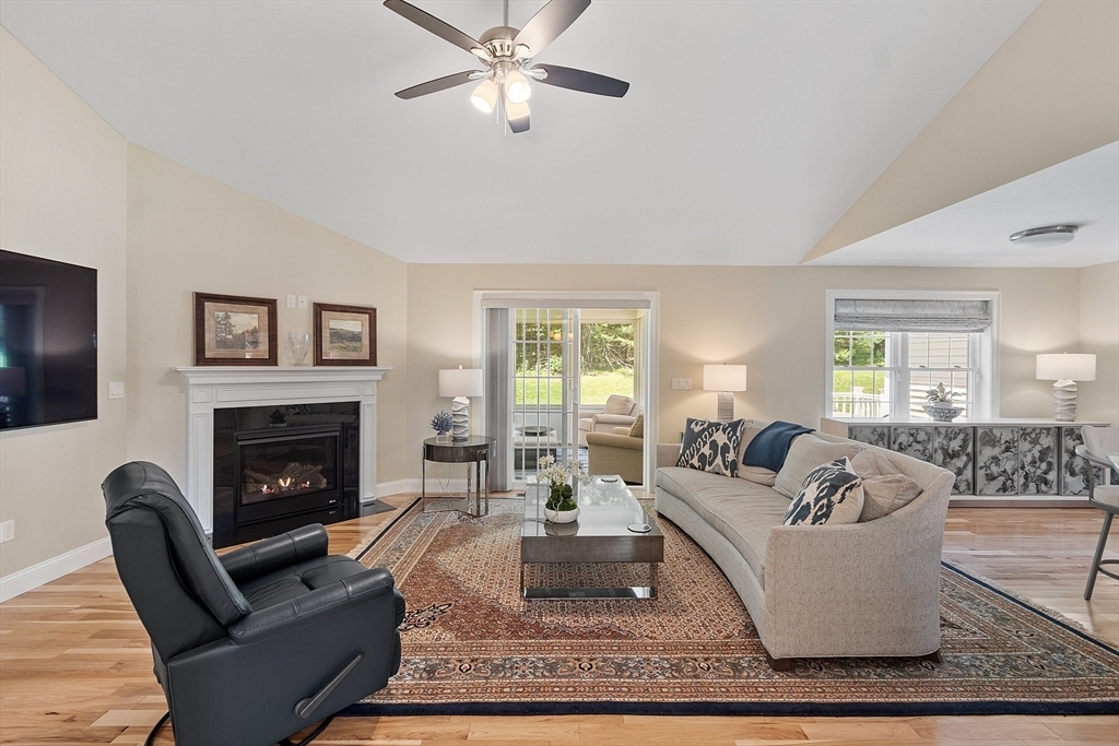 Property Photo:  53 Turnpike Road  MA 01473 