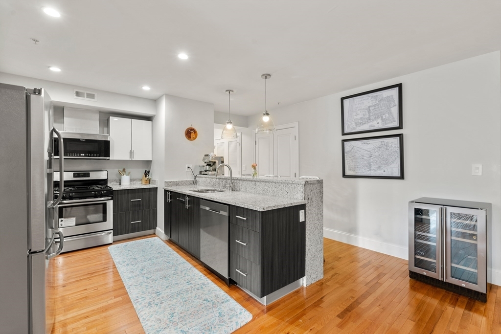Property Photo: 244 Main St 5 MA 02155