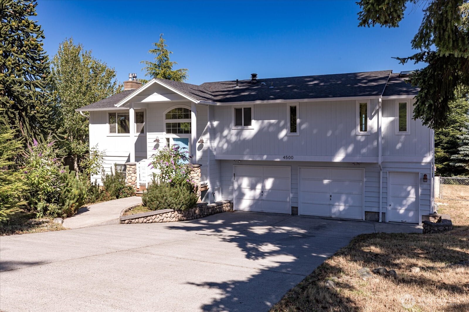 Property Photo: 4500 Larson Drive WA 98277