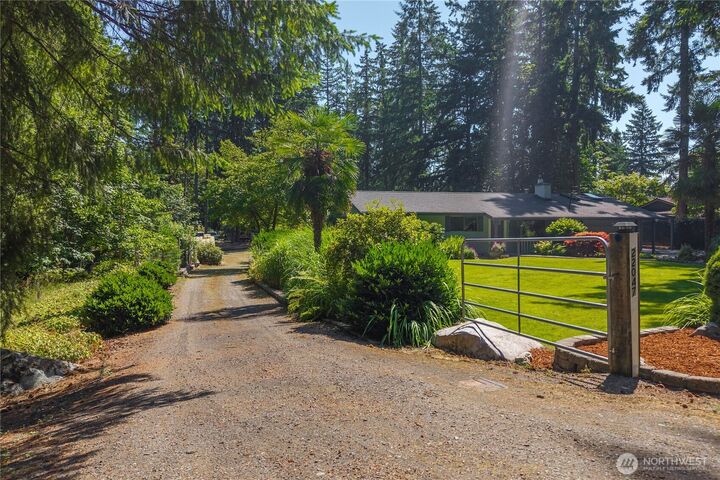 Property Photo: 22047 SE 288th Street WA 98010