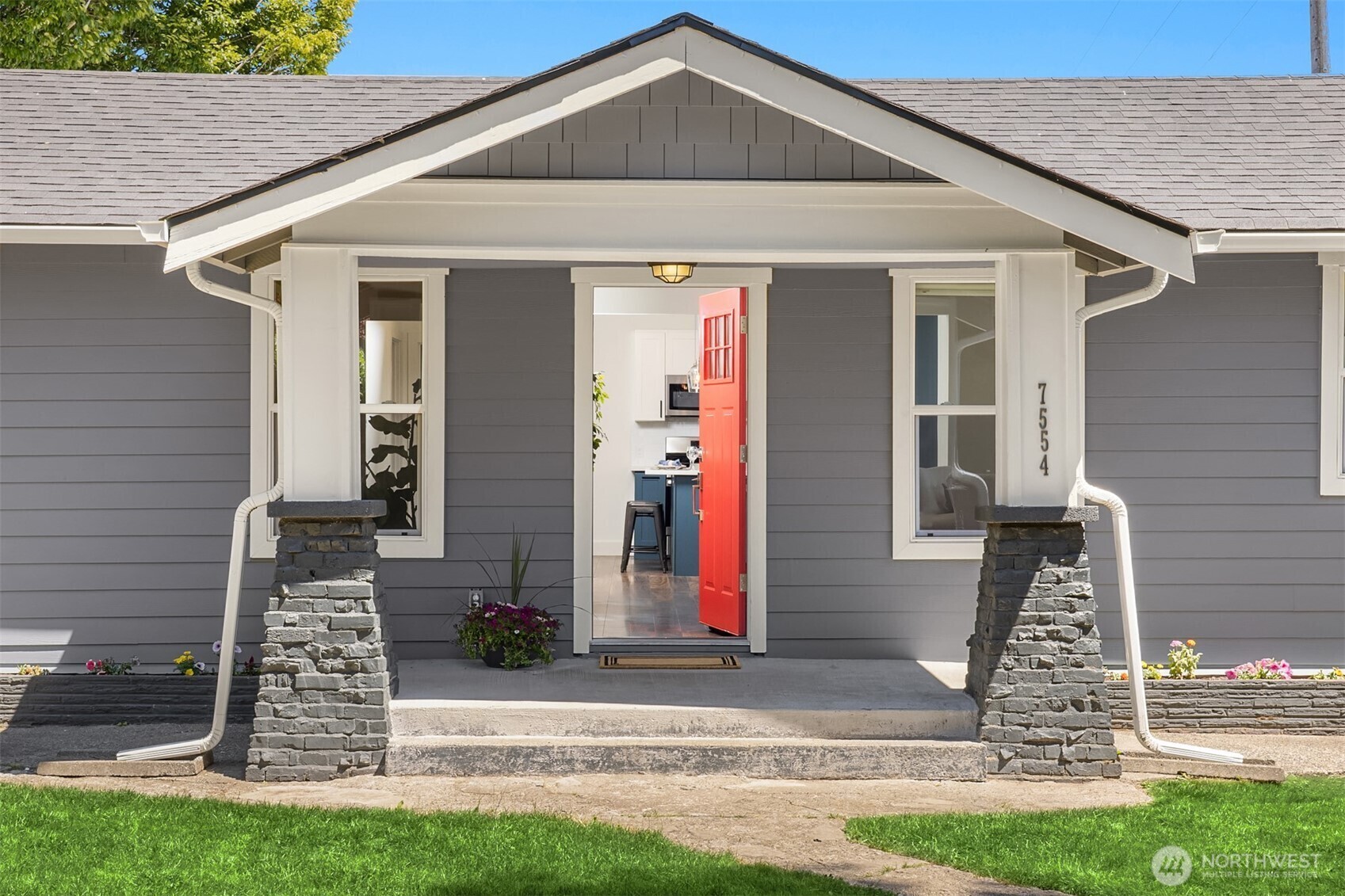 Property Photo: 7554 34th Avenue SW WA 98126