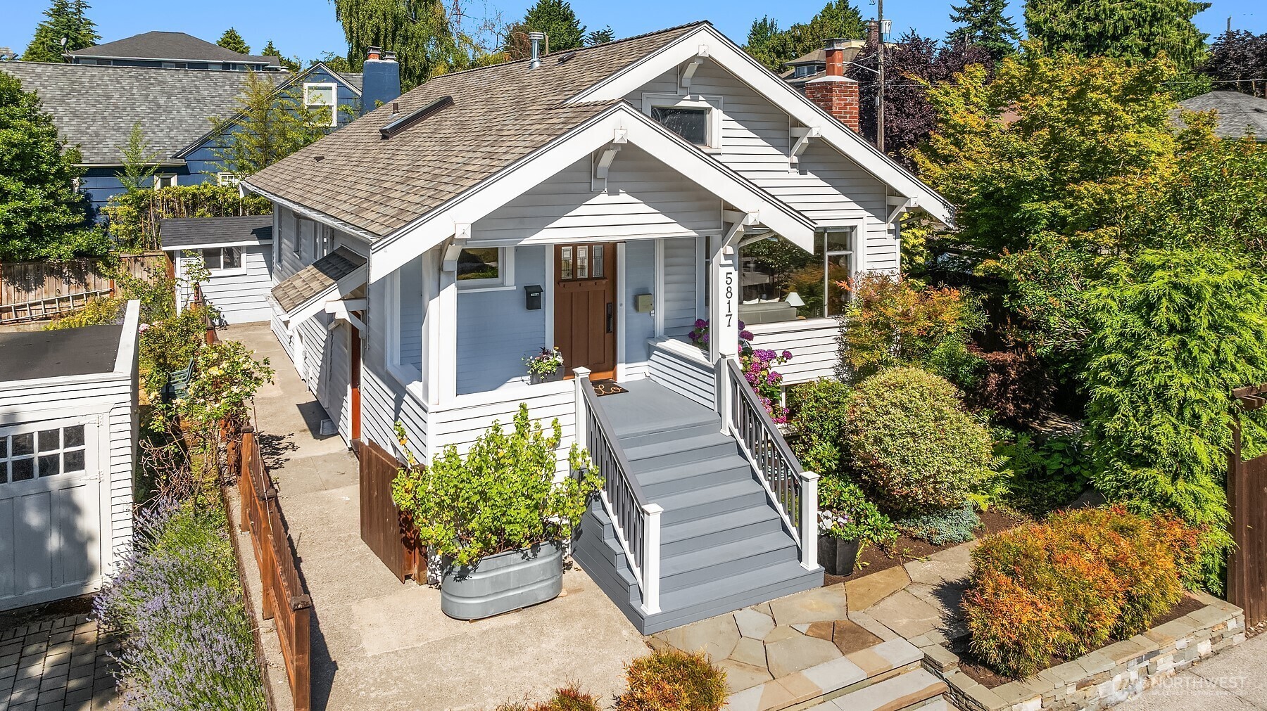Property Photo: 5817 28th Avenue NW WA 98107