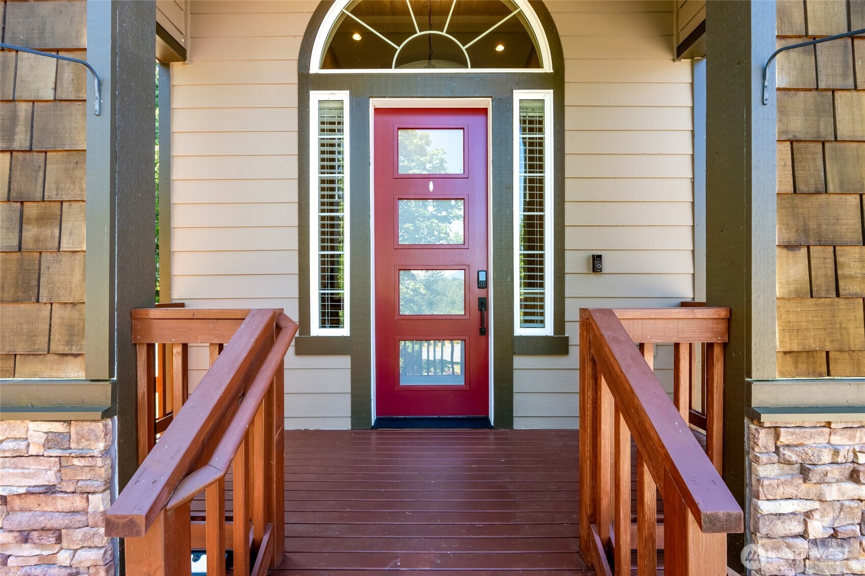 Property Photo: 5728 SE 159th Avenue WA 98290