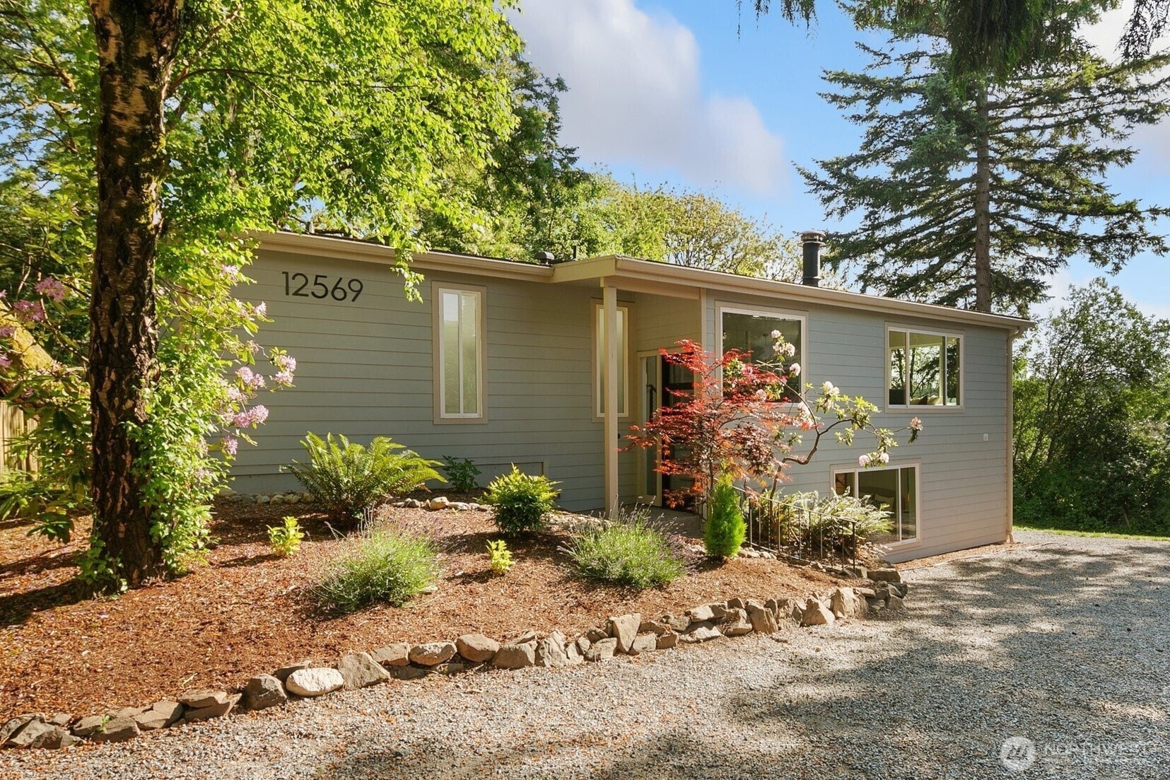Property Photo: 12569 37th Avenue NE WA 98125