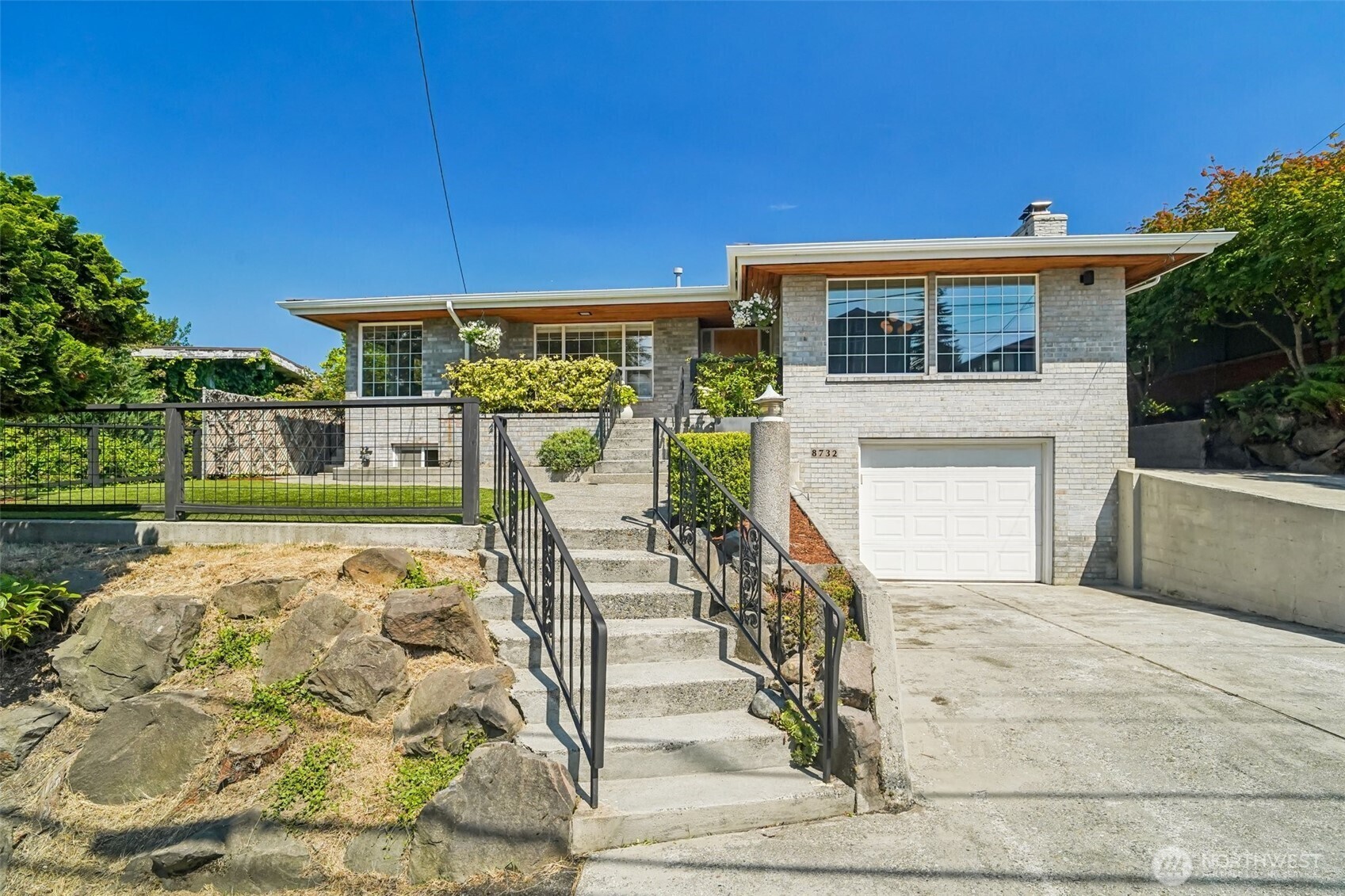 Property Photo:  8732  24th Avenue NW  WA 98117 