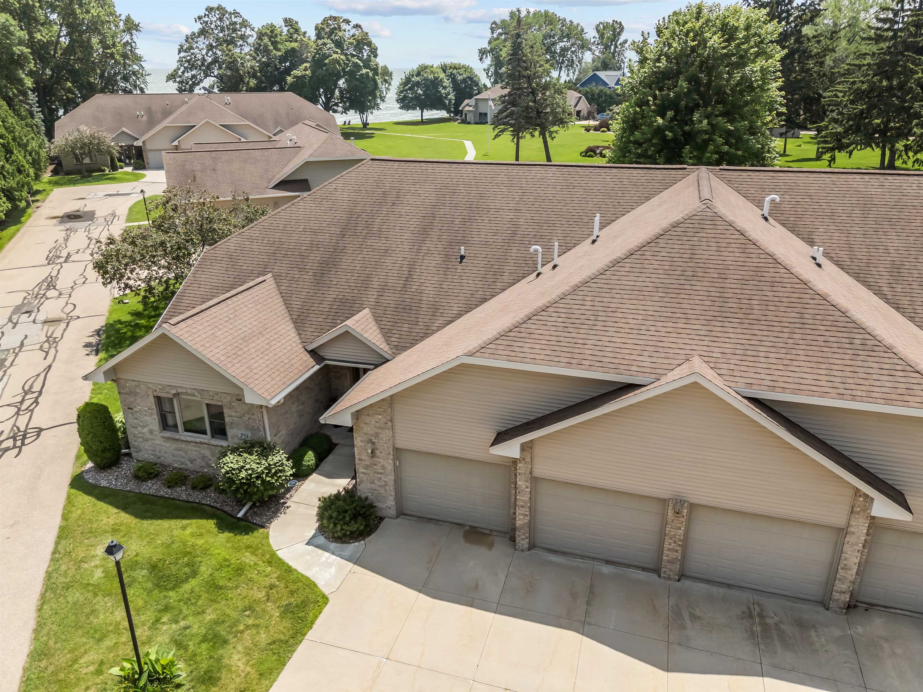 Property Photo: 945 Brighton Drive 3A WI 54952