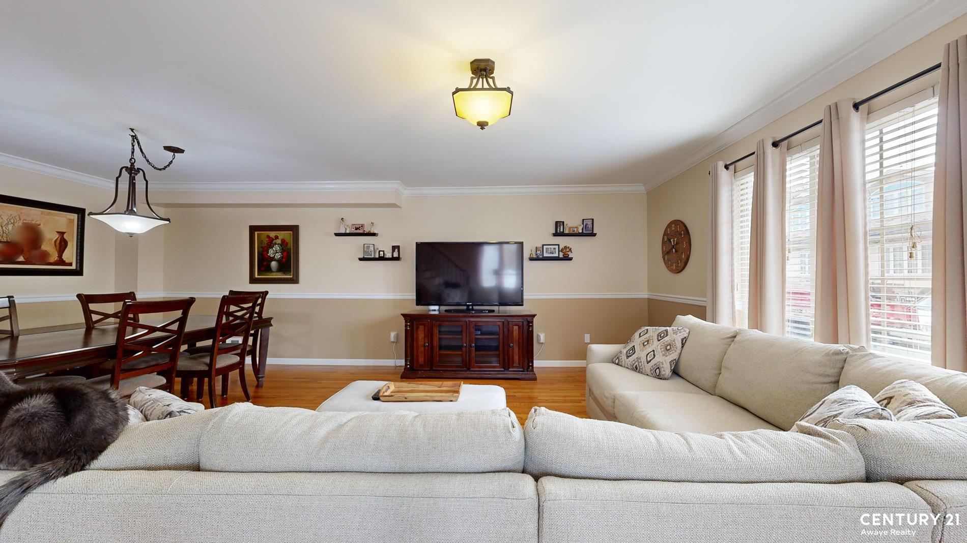 Property Photo: 97 Crabtree Avenue NY 10309
