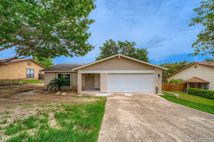 Property Photo:  7123 Winter Ridge  TX 78109