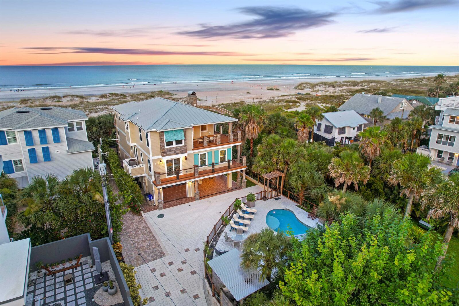 Property Photo:  1 2nd Ln  FL 32080