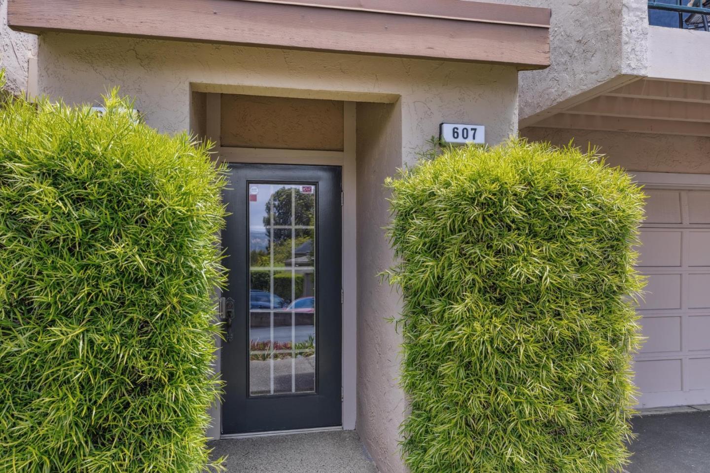 Property Photo: 607 Stonegate CA 94080