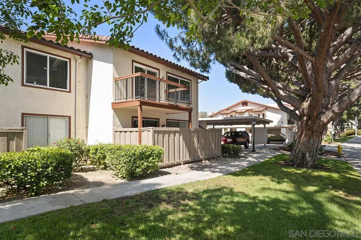 Property Photo: 4060 Porte La Paz 37 CA 92122
