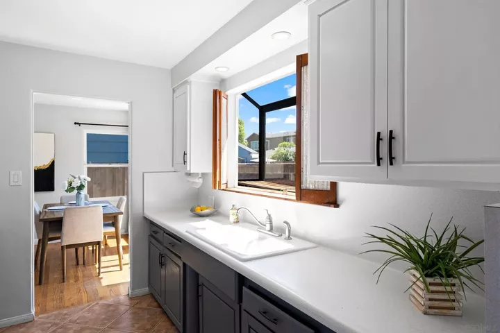 Property Photo: 4822 Atlanta Dr CA 92115