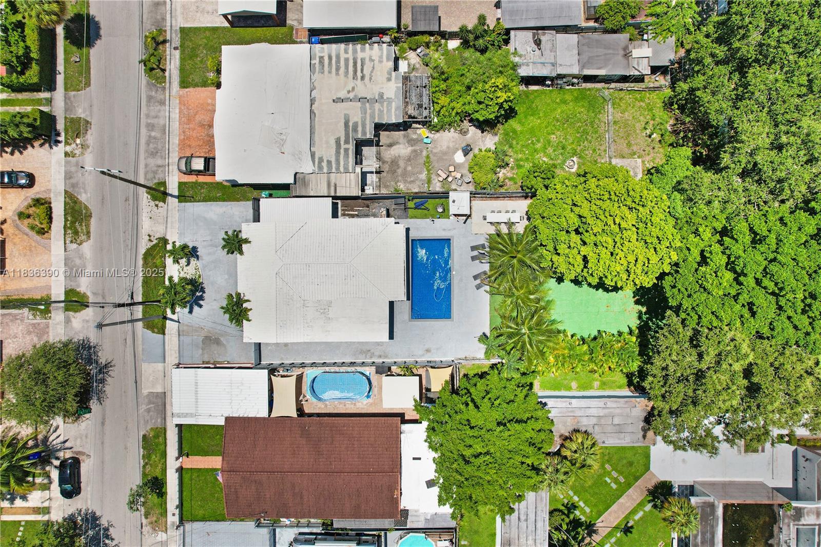 Property Photo: 480 NW 53rd Ave FL 33126