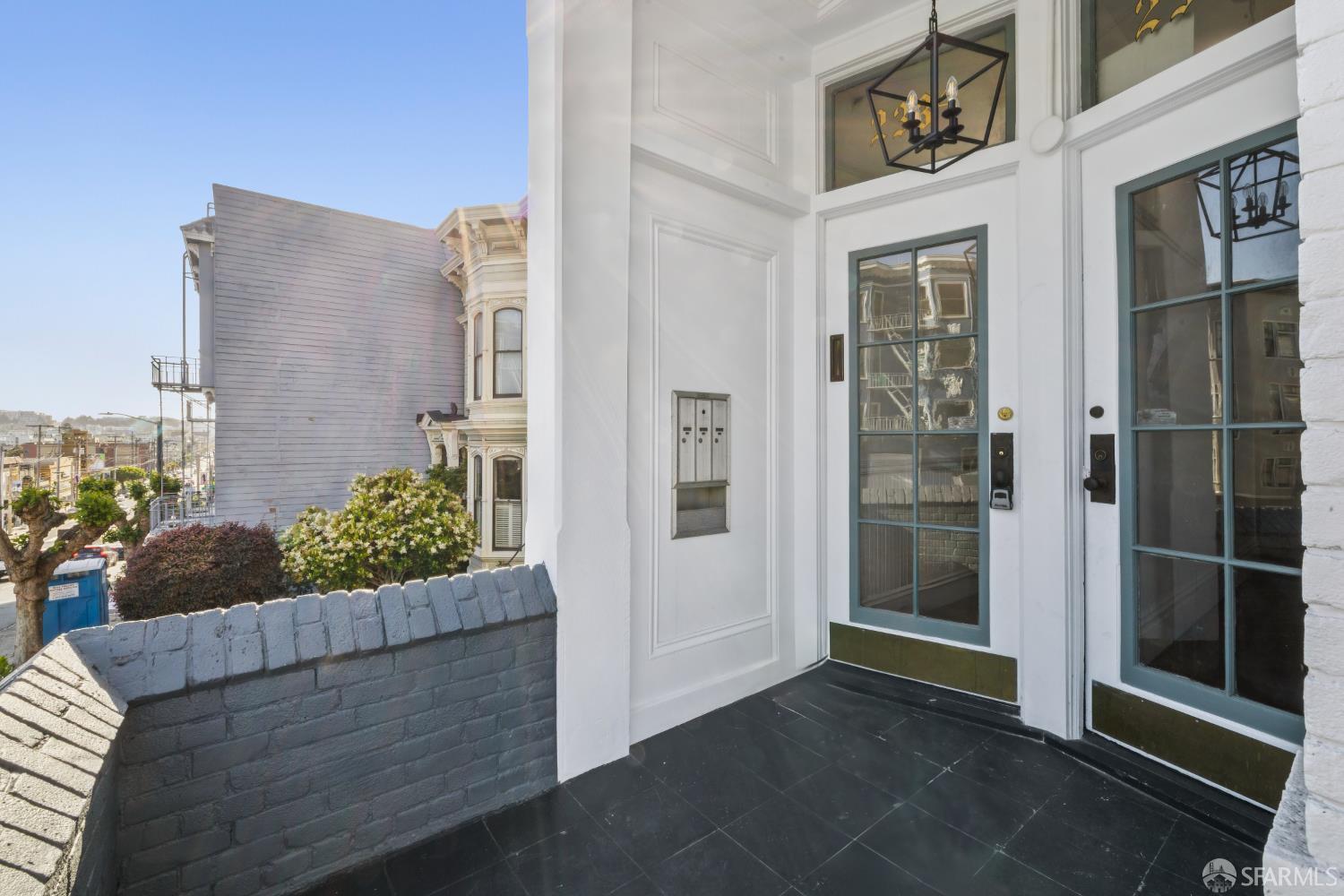 Property Photo: 2332-2334 California Street CA 94115