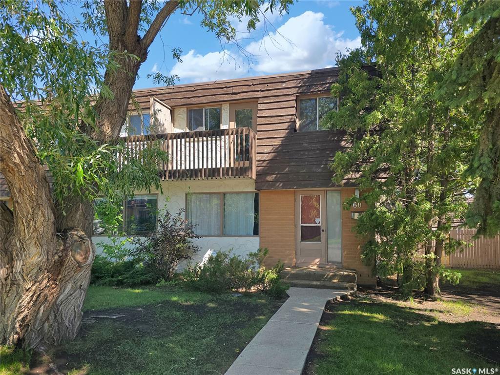Property Photo: 120 Acadia Drive 60 SK S7H 3V2