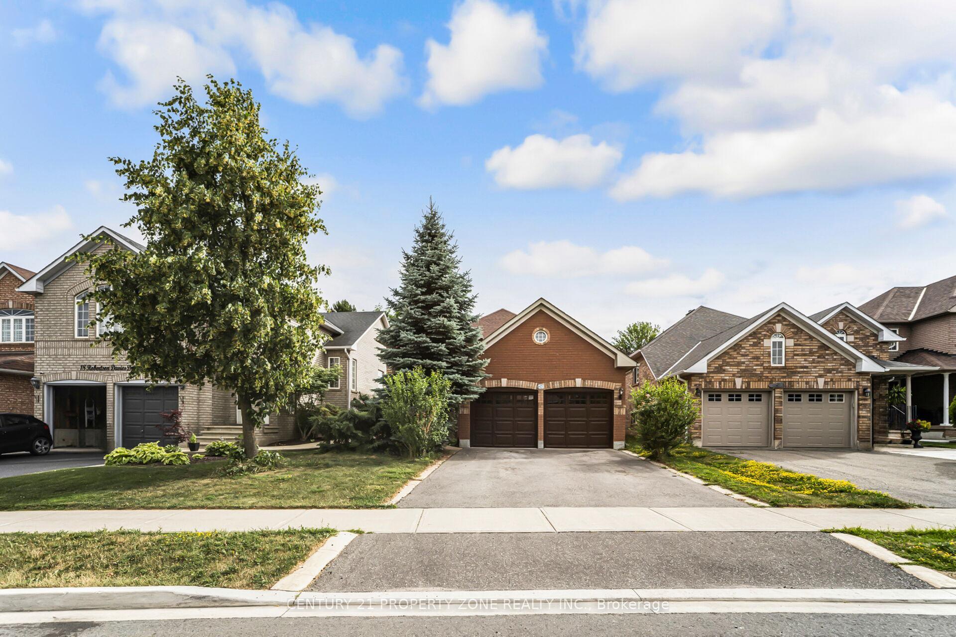20 Robertson Davies Drive  Brampton ON L7A 1J9 photo