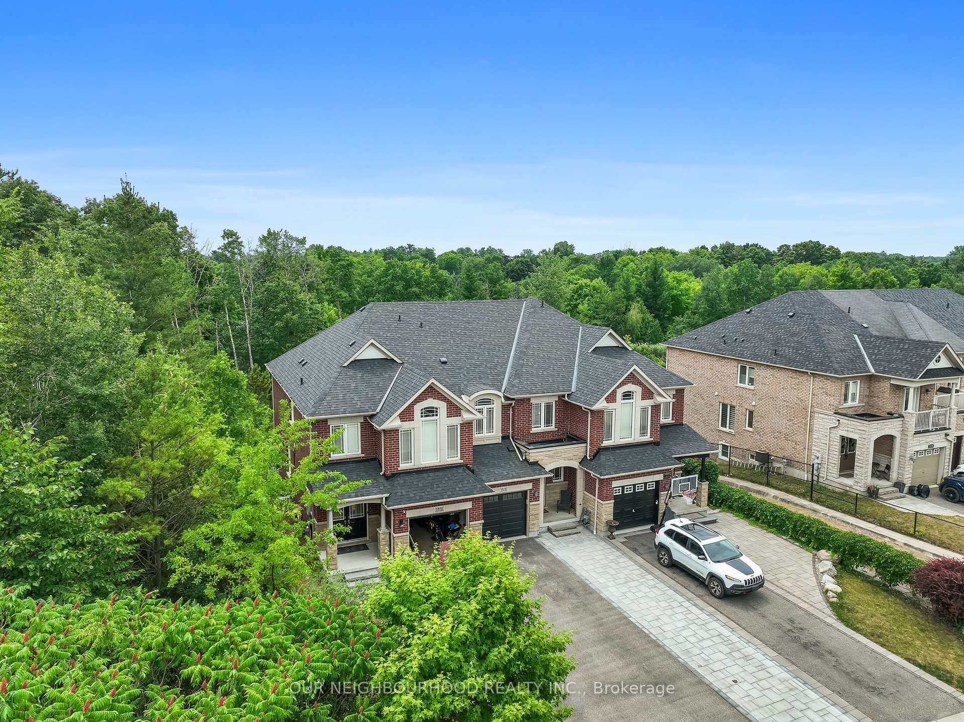 Property Photo:  1928 Calvington Drive  ON L1V 0B3 