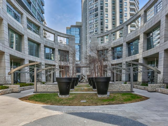 Property Photo: 2191 Yonge Street 2308 ON M4S 3H8