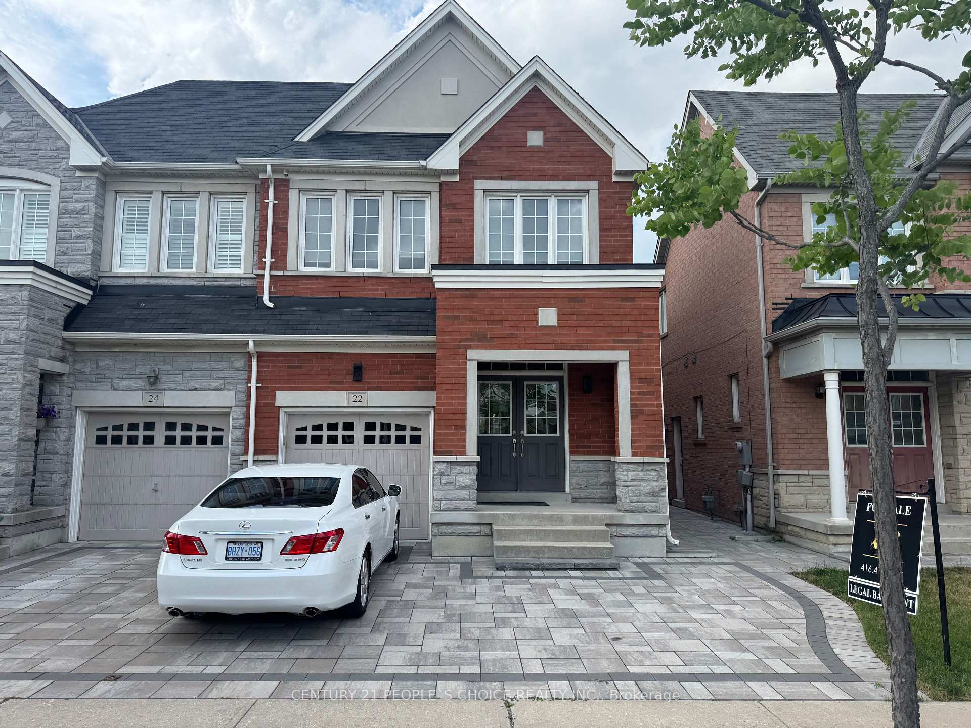 Property Photo:  22 Westowanis Drive  ON M9W 0C2 