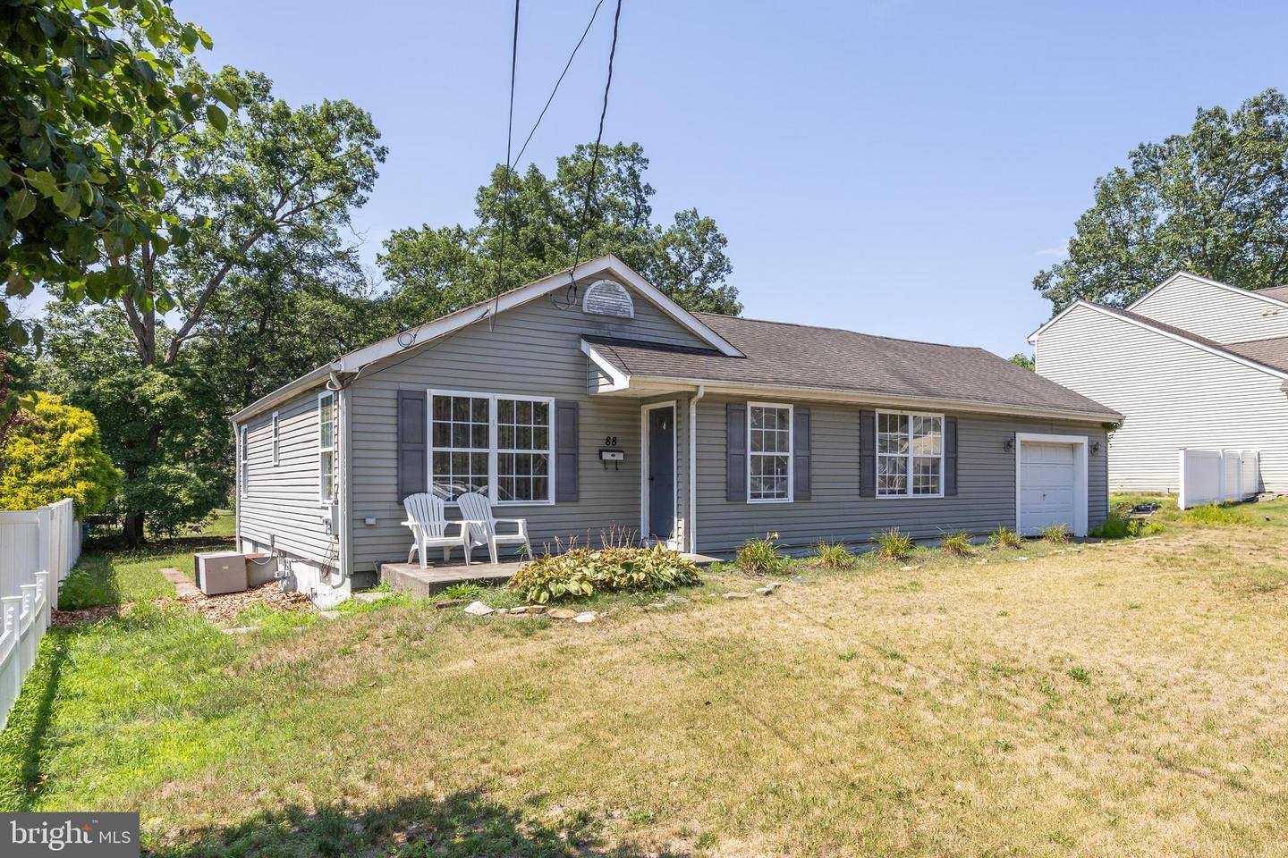 Property Photo:  88 E 6th Avenue  NJ 08021 