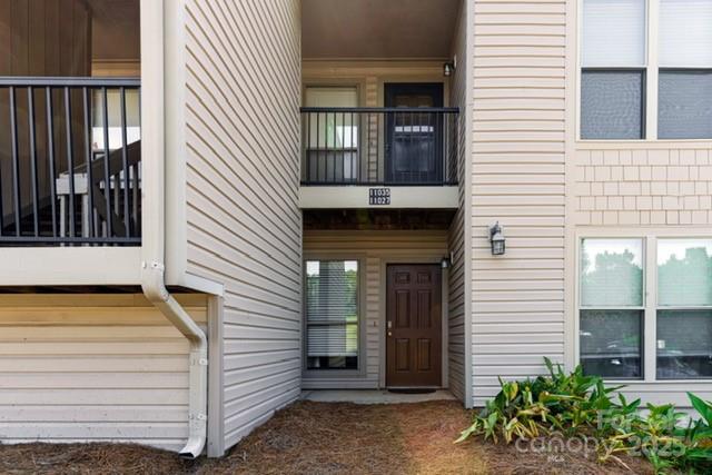 Property Photo: 11035 Cedar View Road NC 28226