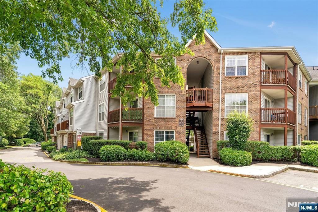 Property Photo:  150 Lynette Drive  NJ 07024 