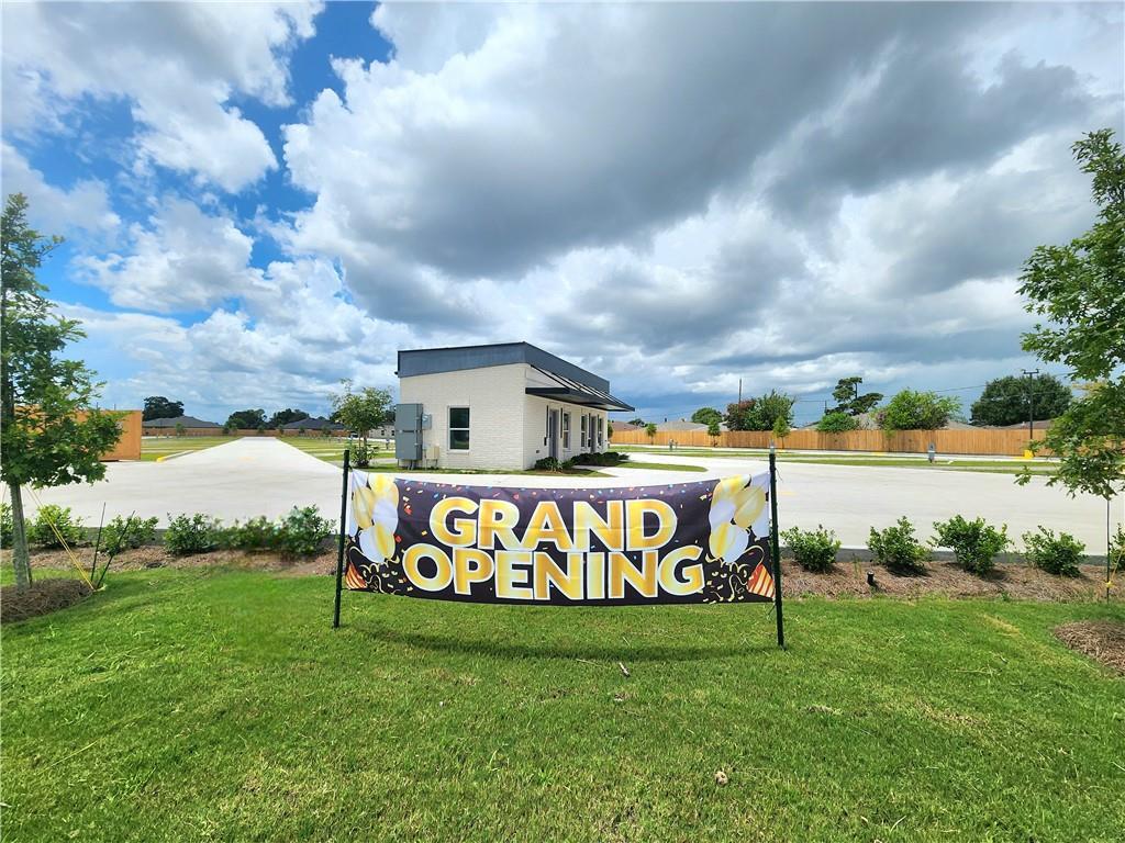 Property Photo: 2930 Belle Chasse Highway LA 70056