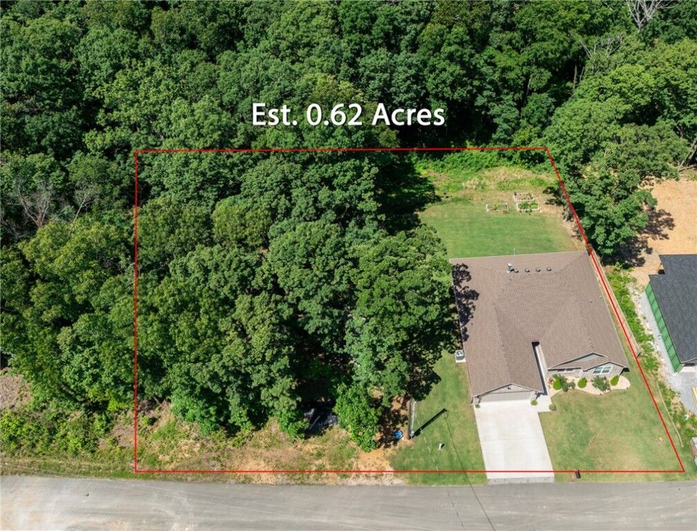 Property Photo:  11 Epping Drive  AR 72714 