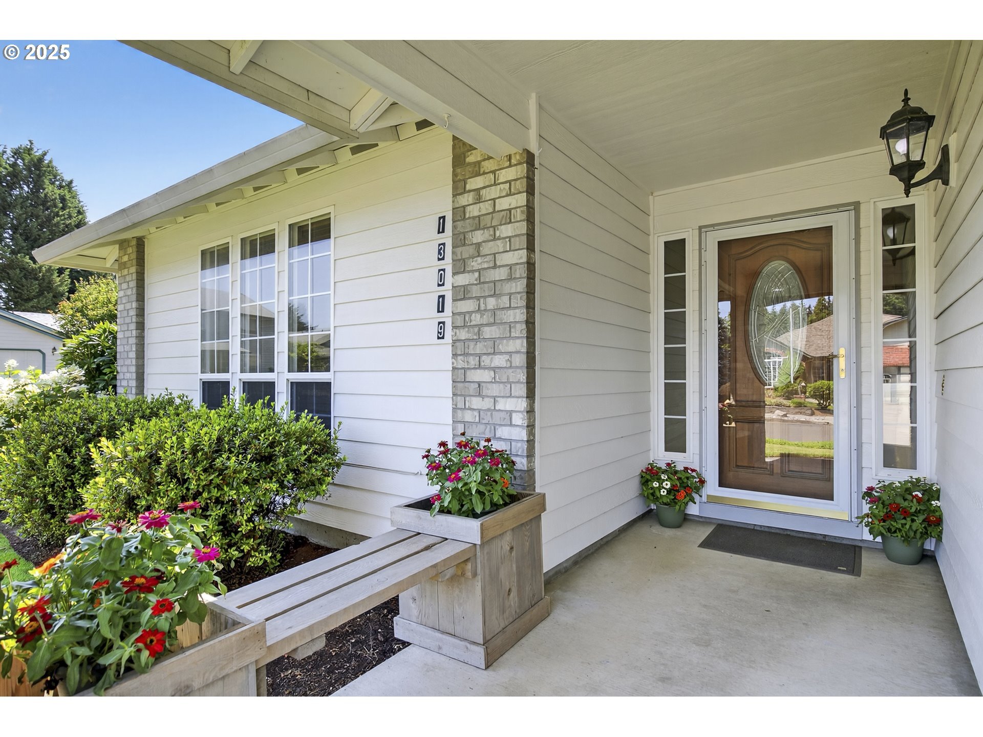 Property Photo: 13019 NE 96th Way WA 98682