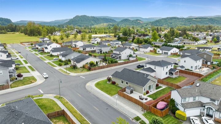 Property Photo: 397 N Foster Street WA 98321