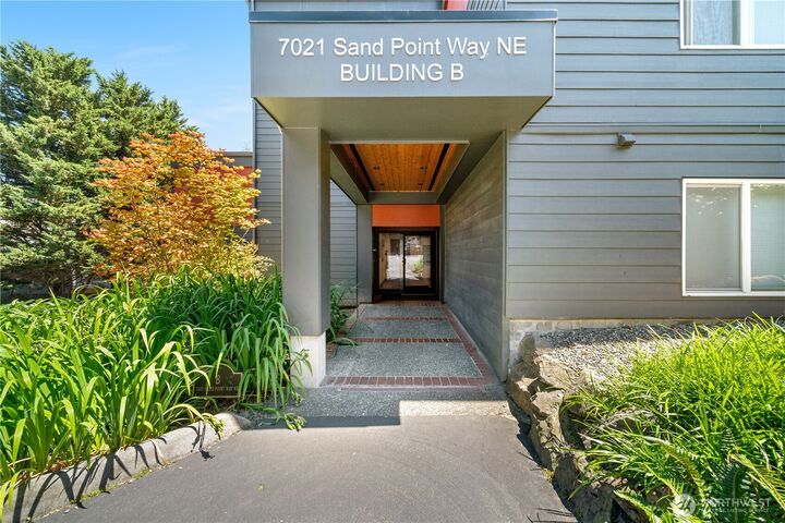 Property Photo:  7021  Sand Point Way  NE B201  WA 98115