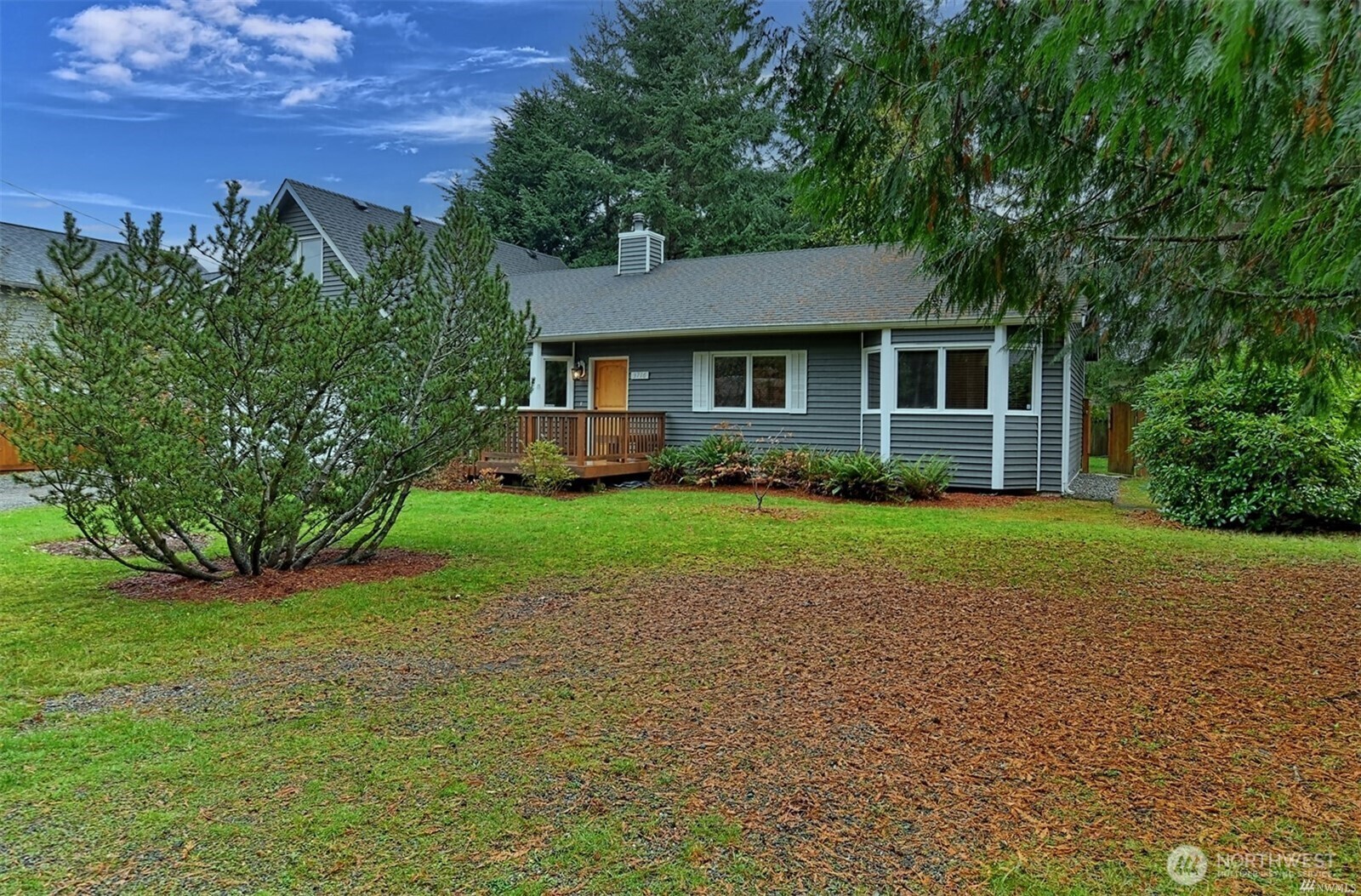 Property Photo: 3716 120th Place SE WA 98208
