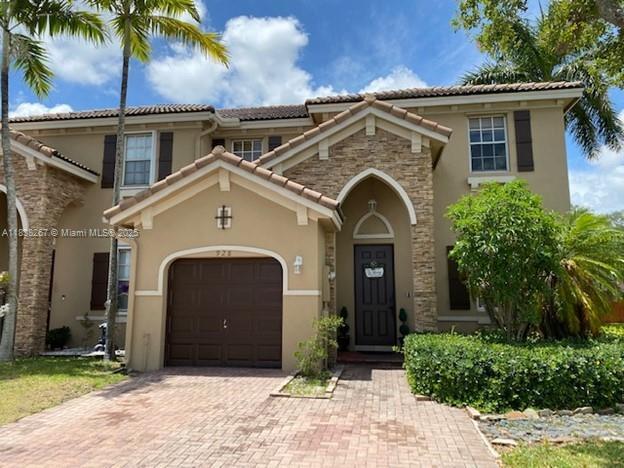 Property Photo:  928 SW 153rd Ct 928  FL 33194 