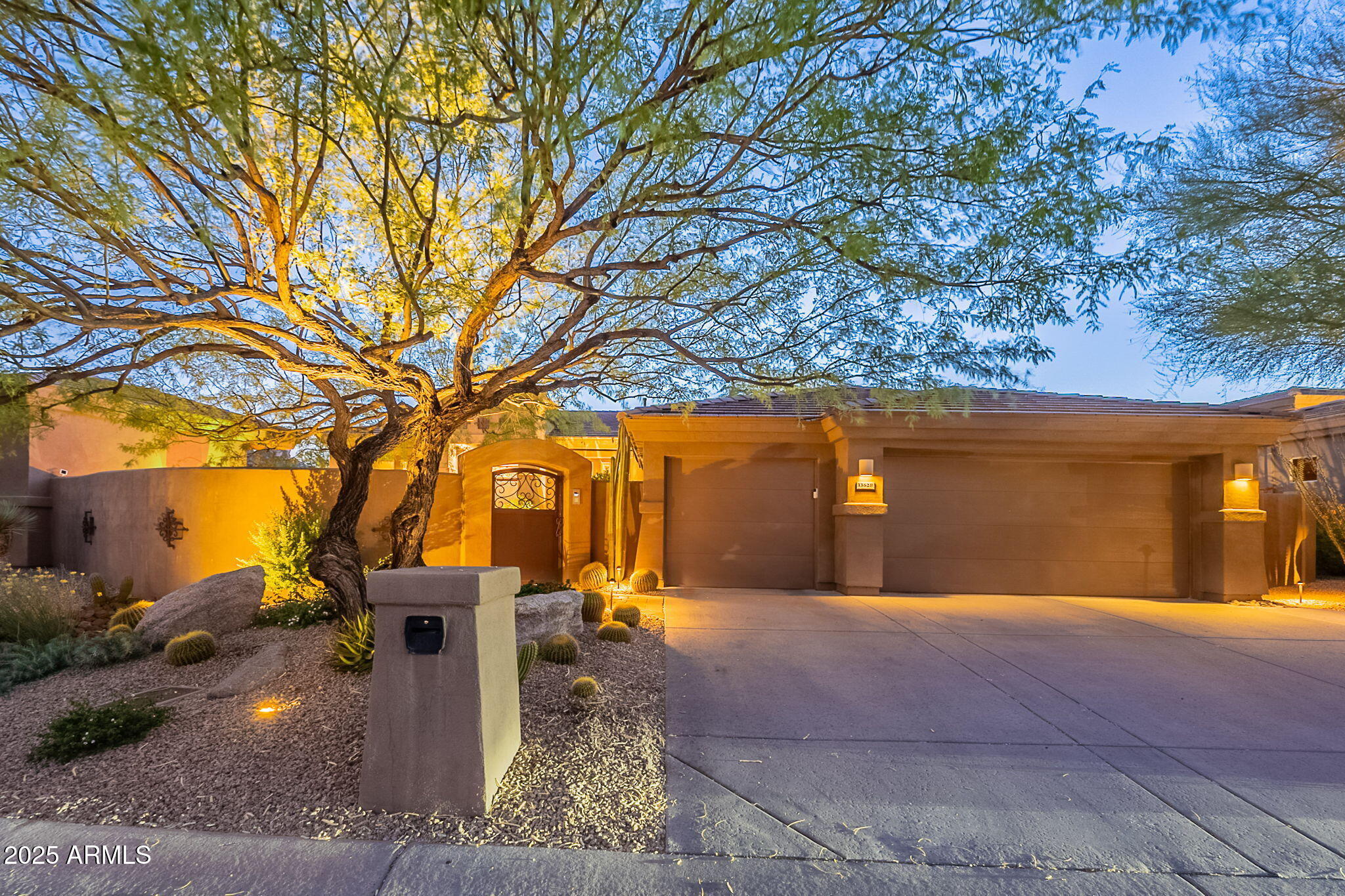 Property Photo: 33628 N 79th Way AZ 85262