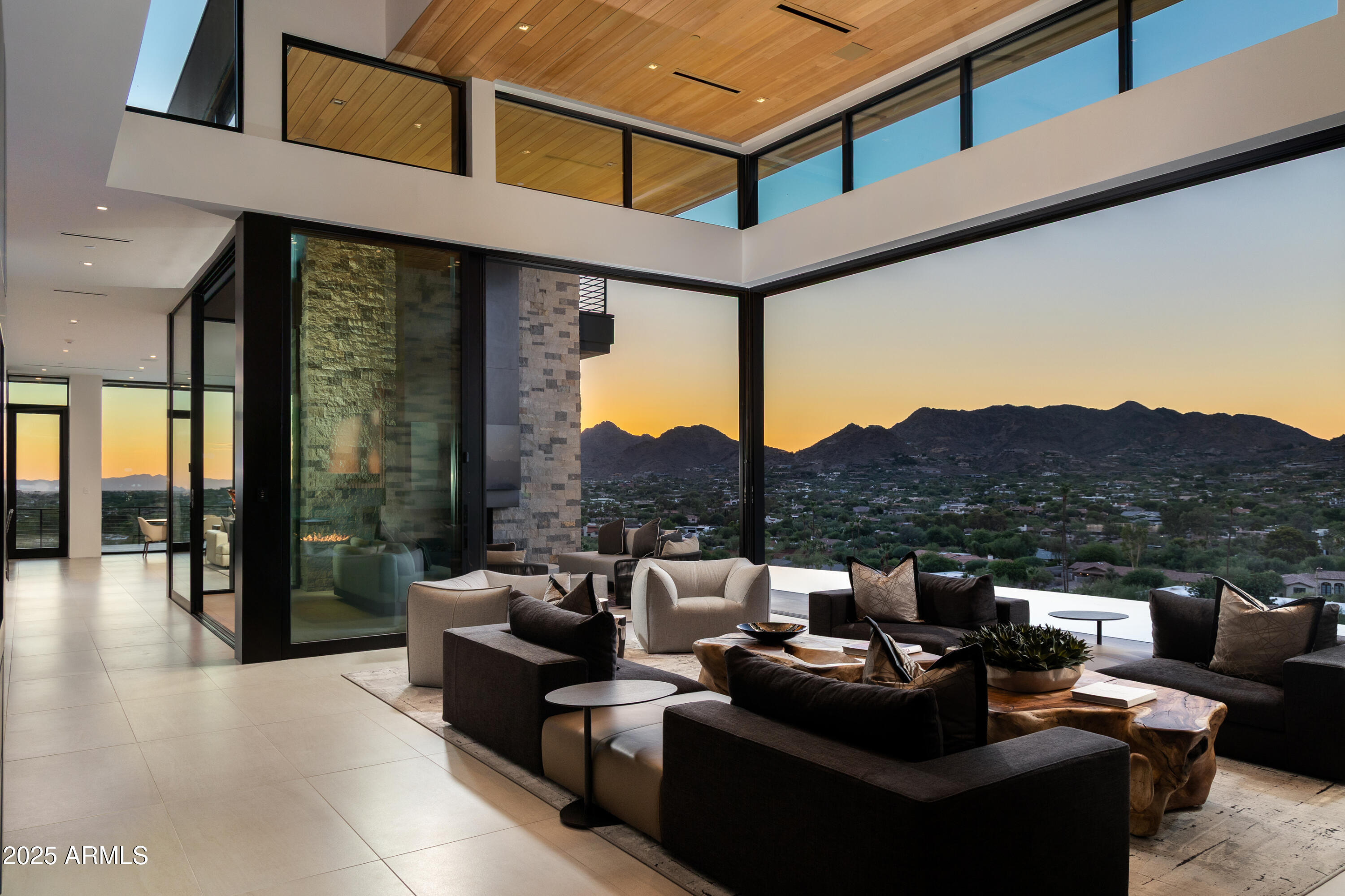 5002 E Valle Vista Way  Paradise Valley AZ 85253 photo