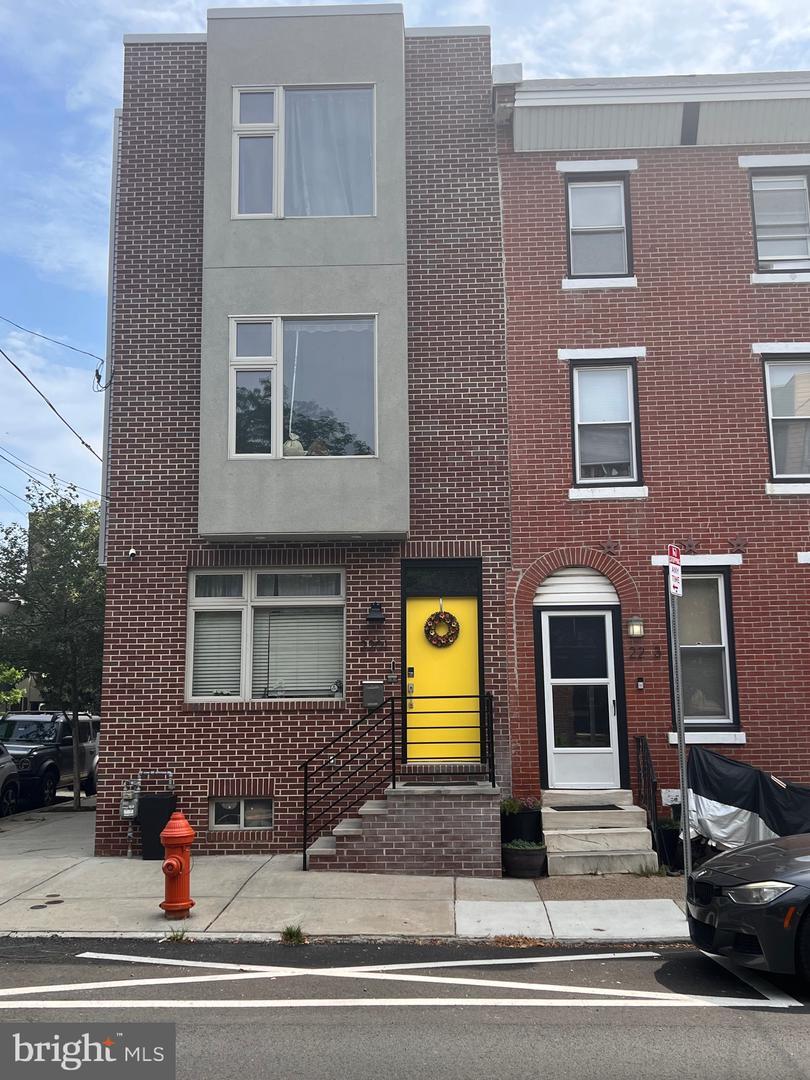 2201 E Susquehanna Avenue  Philadelphia PA 19125 photo