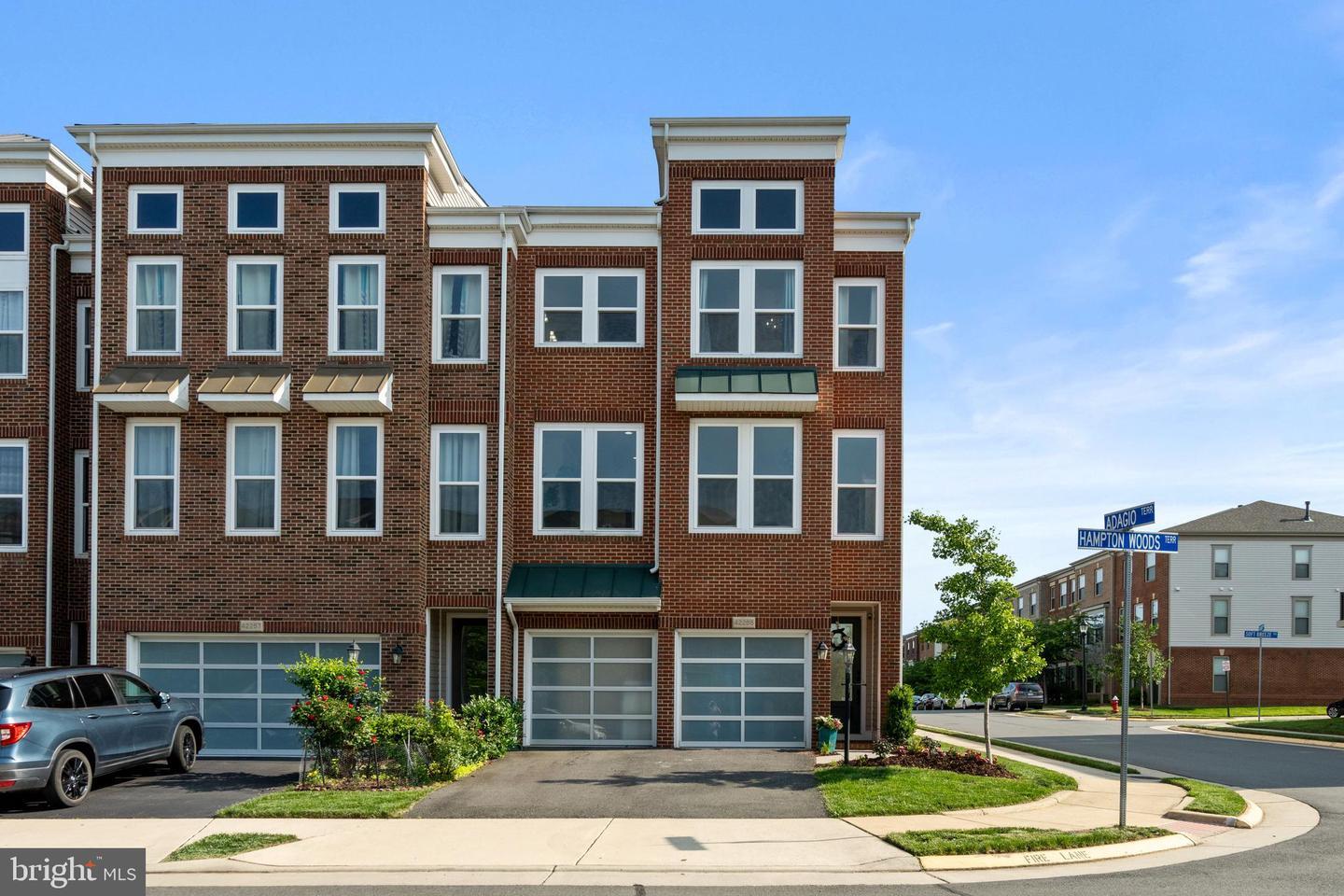 Property Photo:  42265 Hampton Woods Terrace  VA 20148 