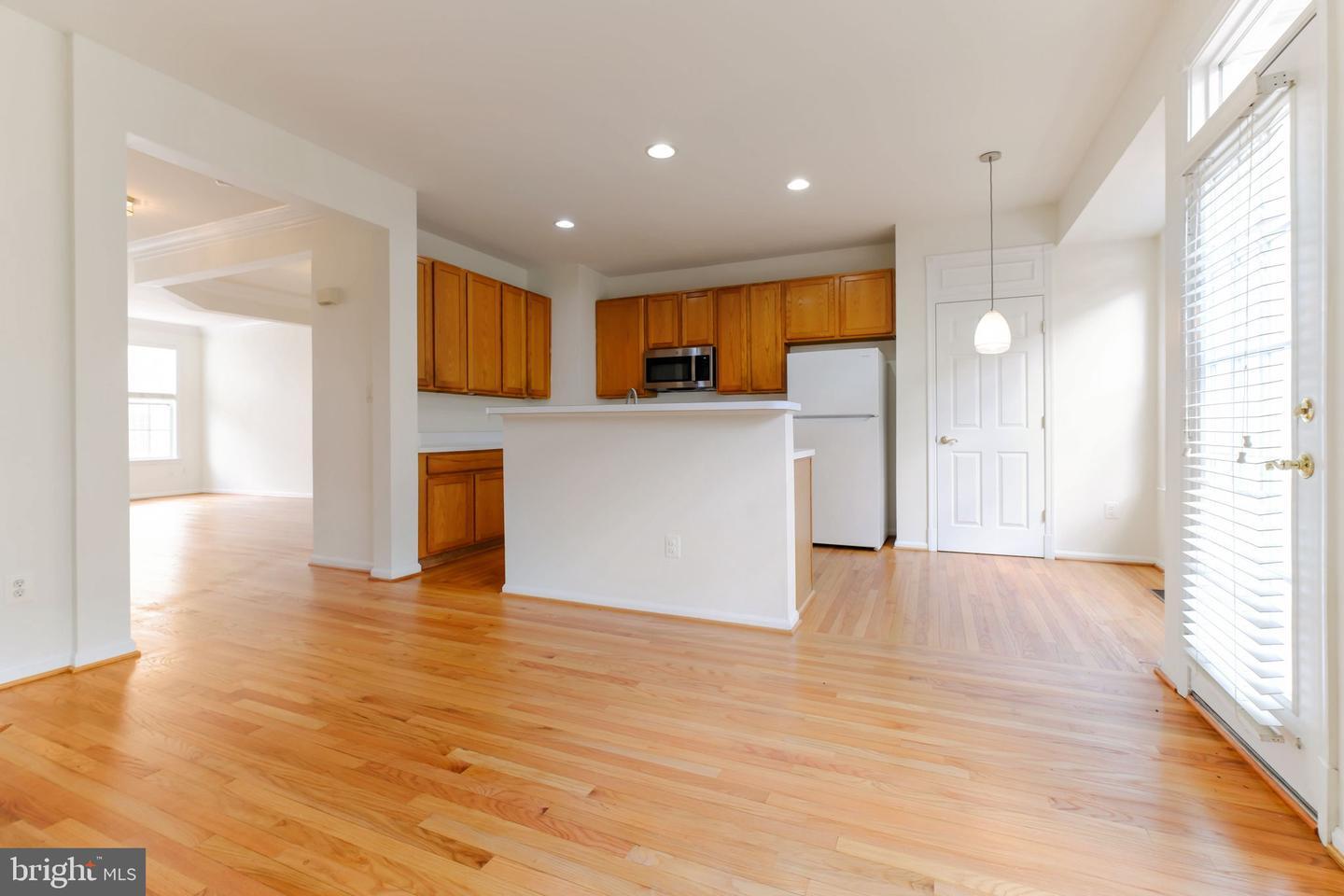 Property Photo:  2621 Tarleton Corner Drive  VA 20171 