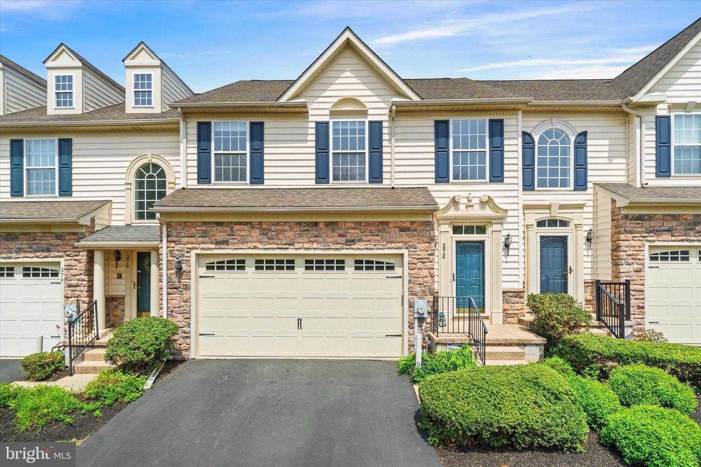 Property Photo:  372 Cassell Court 372  DE 19803 