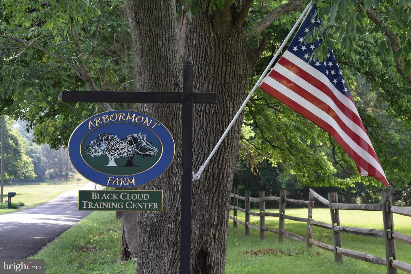 Property Photo: 3959 Cobbler Mountain Road VA 20144