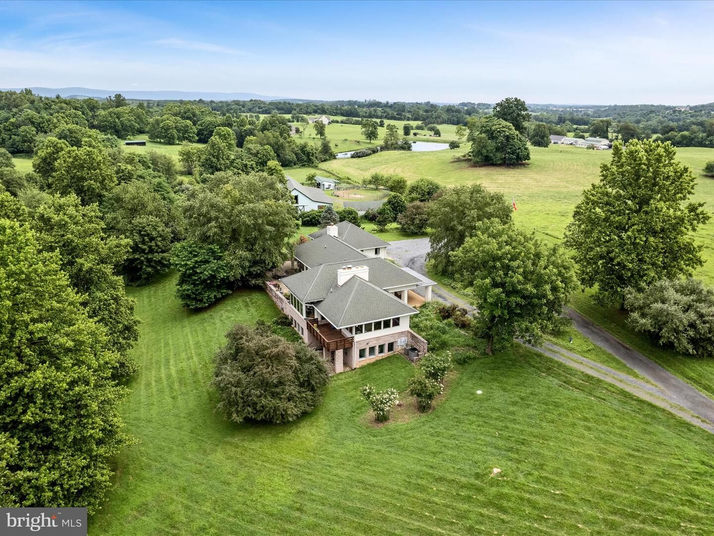 Property Photo:  3959 Cobbler Mountain Road  VA 20144 