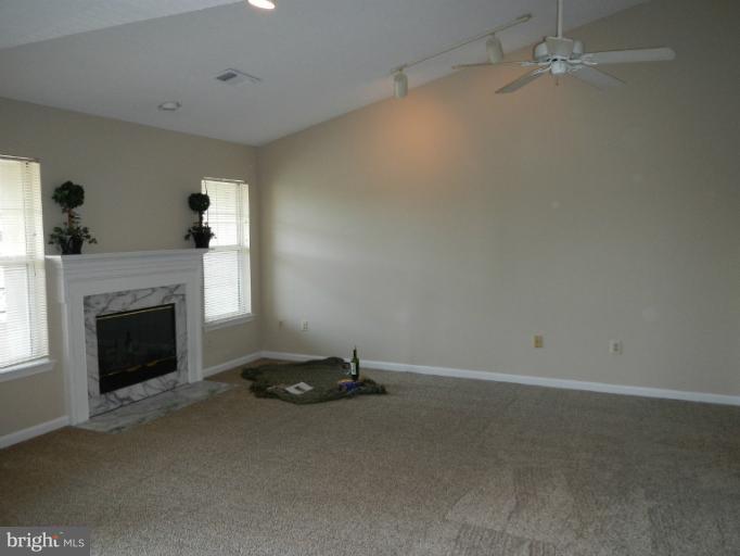Property Photo: 12005 Taliesin Place 35 VA 20190
