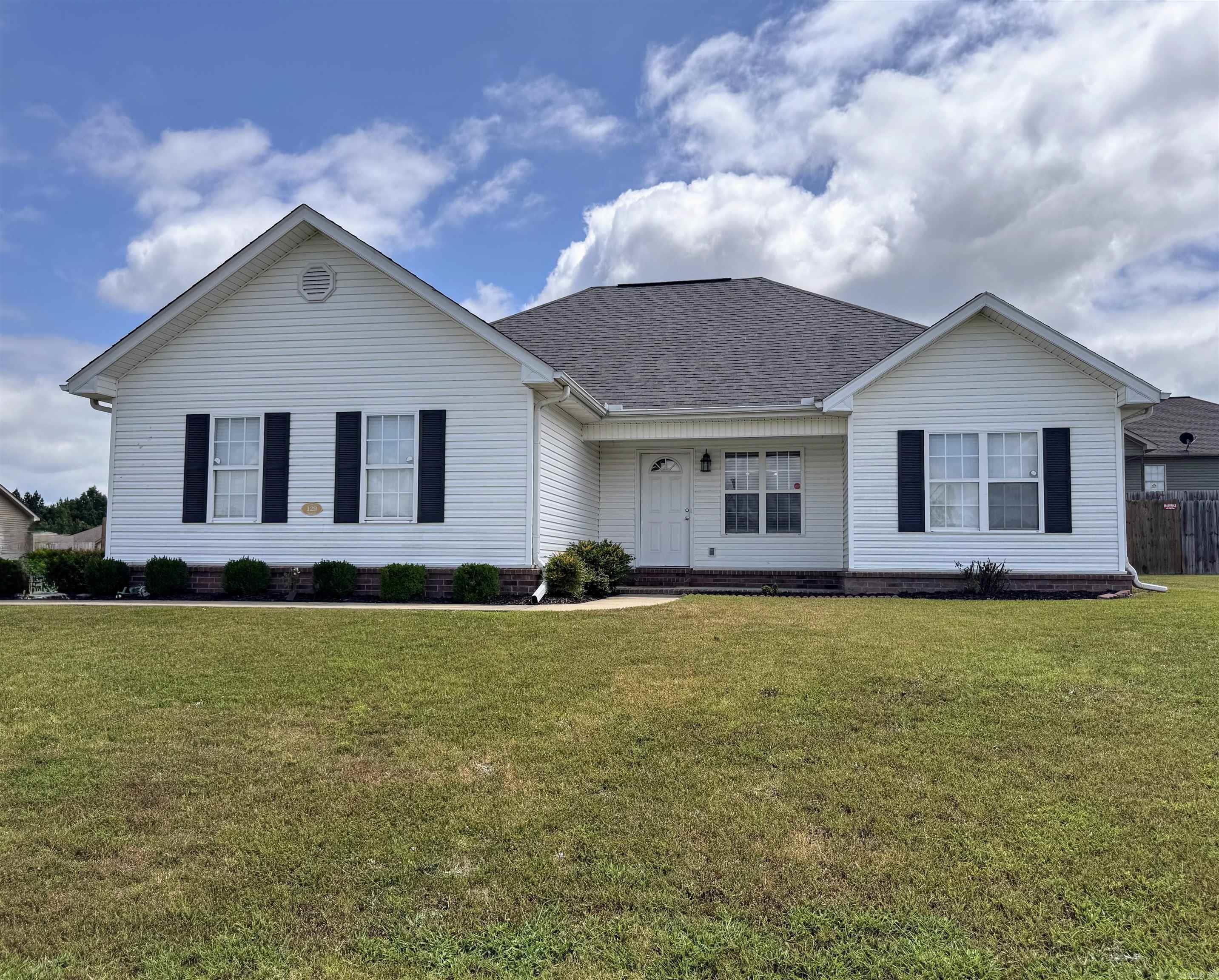 Property Photo:  129 Creek Cir  AR 72065 