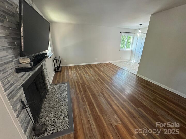 Property Photo: 3147 Heathstead Place C NC 28210